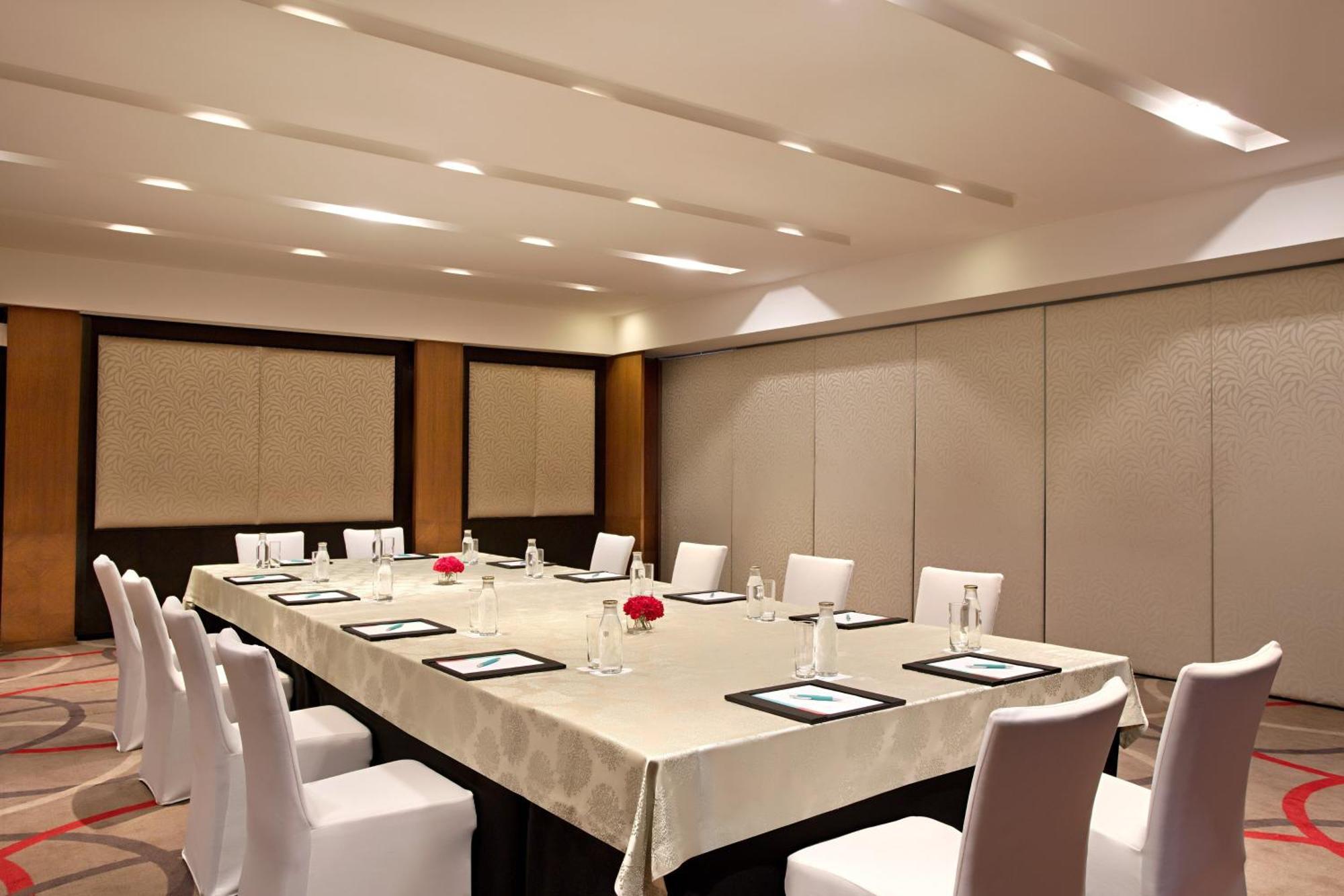 Le Meridien Kochi Exterior photo