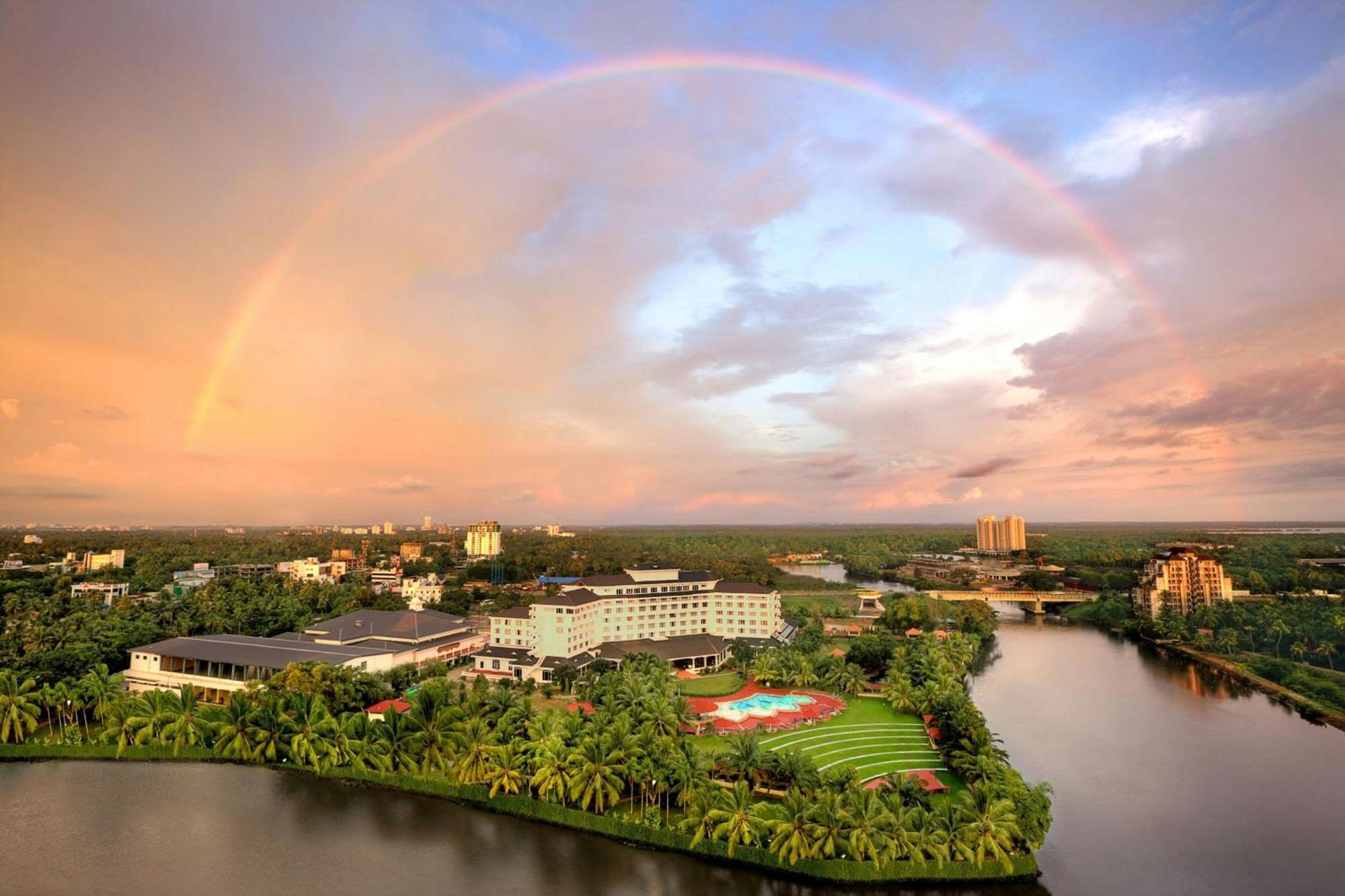 Le Meridien Kochi Exterior photo