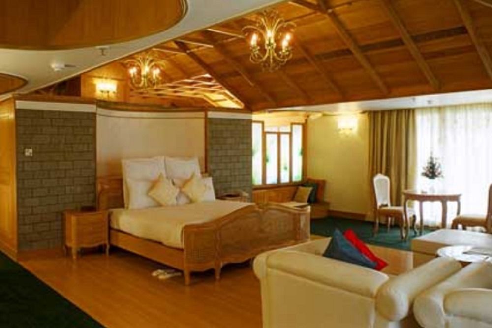 Le Meridien Kochi Exterior photo